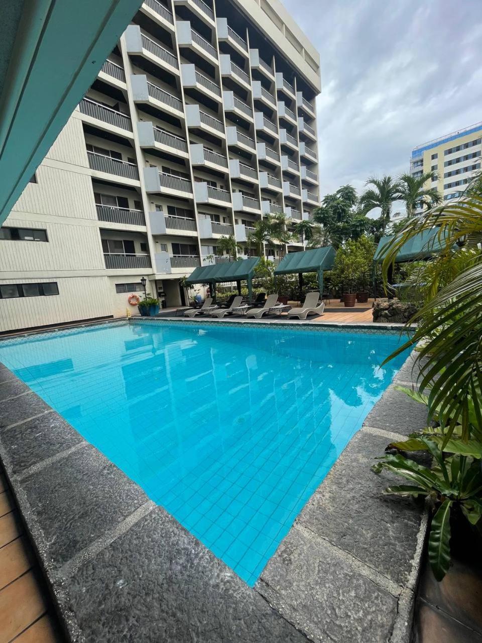 Copacabana Apartment Hotel Pasay Luaran gambar
